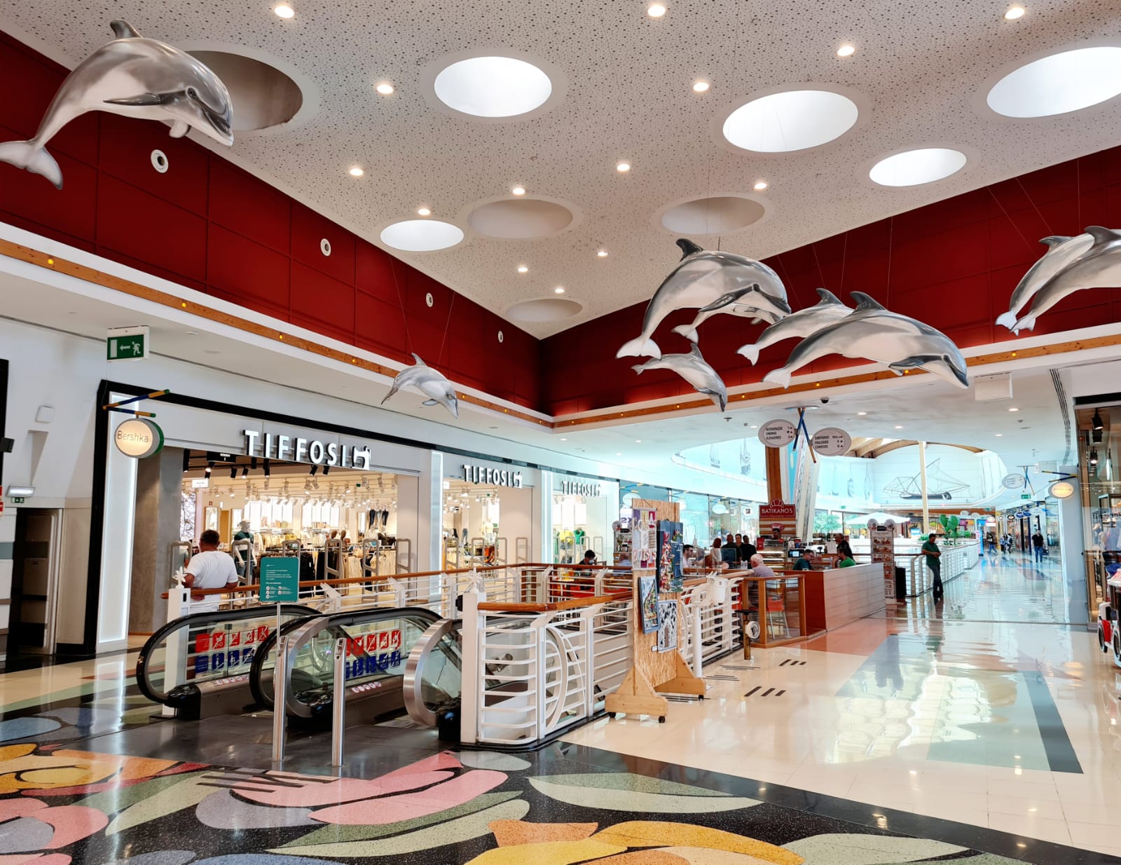 4 Shoppings Para Você Conhecer Na Margem Sul De Lisboa Lugares Viagens